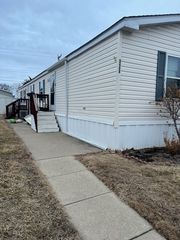 3408 JEN Avenue, Park City, IL 60085