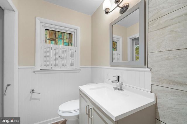 9012 VERNON VIEW DR, Alexandria, VA 22308