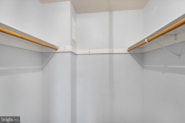 9012 VERNON VIEW DR, Alexandria, VA 22308