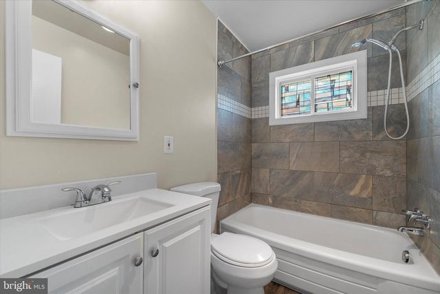 9012 VERNON VIEW DR, Alexandria, VA 22308