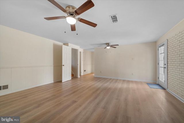 9012 VERNON VIEW DR, Alexandria, VA 22308