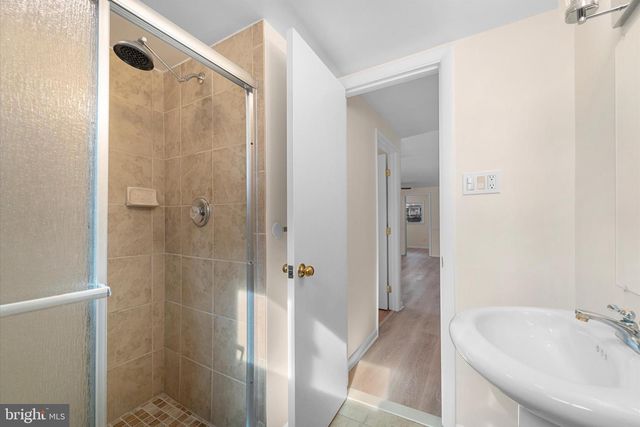 9012 VERNON VIEW DR, Alexandria, VA 22308