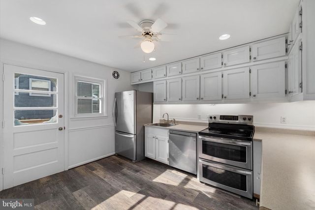 9012 VERNON VIEW DR, Alexandria, VA 22308