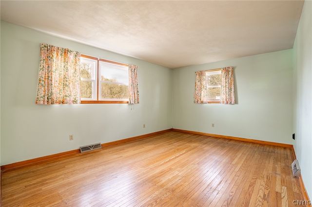 11 Belle Avenue, Auburn, NY 13021