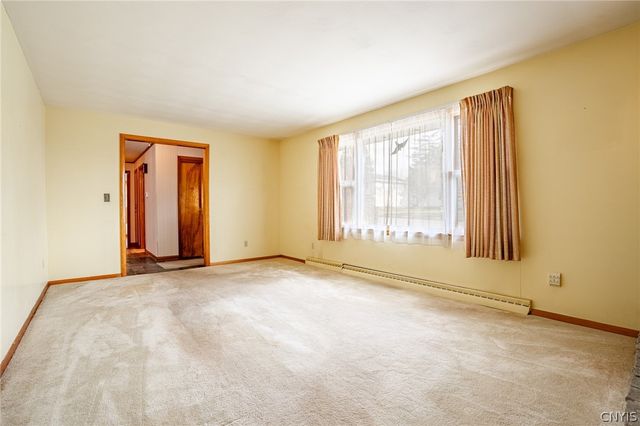 11 Belle Avenue, Auburn, NY 13021
