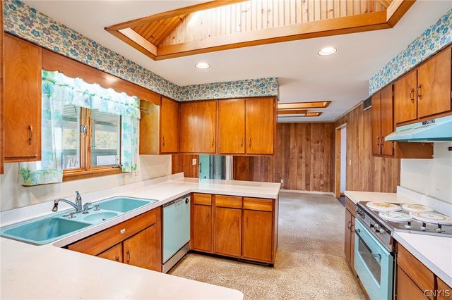 11 Belle Avenue, Auburn, NY 13021