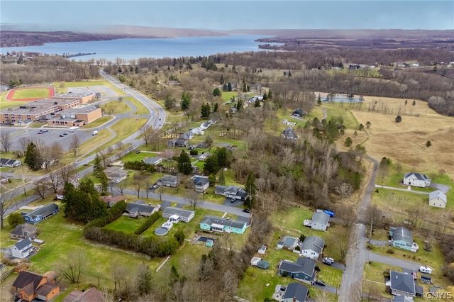 11 Belle Avenue, Auburn, NY 13021