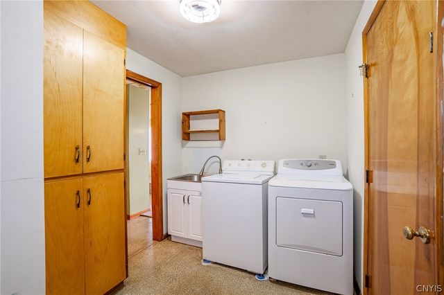 11 Belle Avenue, Auburn, NY 13021