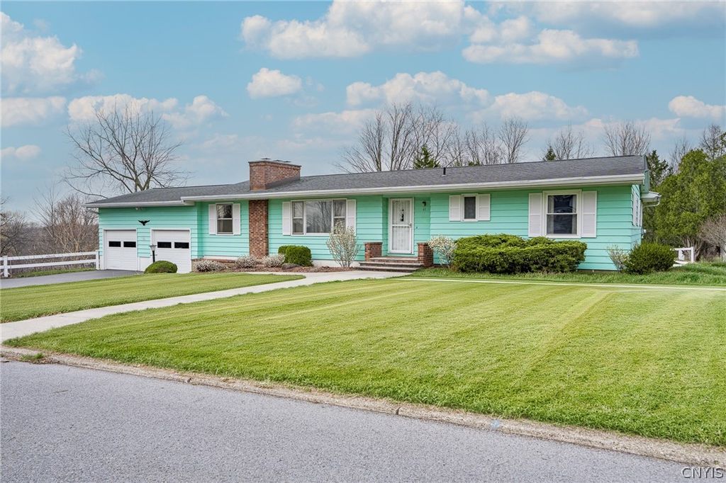 11 Belle Avenue, Auburn, NY 13021