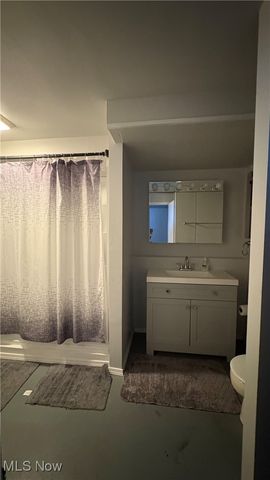 47715 Lincoln Street, East Liverpool, OH 43920