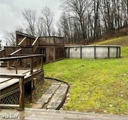 47715 Lincoln Street, East Liverpool, OH 43920