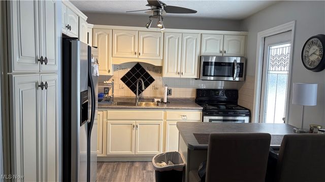 47715 Lincoln Street, East Liverpool, OH 43920