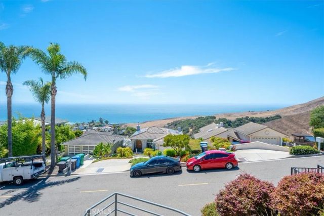1174 Longview Avenue, Pismo Beach, CA 93449