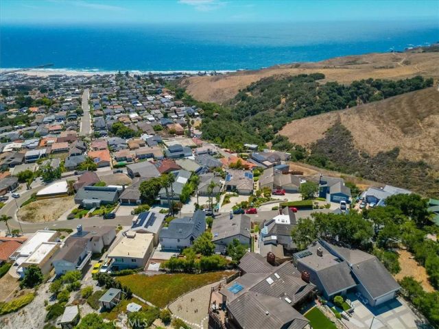 1174 Longview Avenue, Pismo Beach, CA 93449