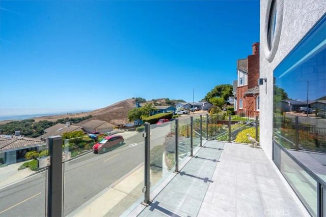 1174 Longview Avenue, Pismo Beach, CA 93449