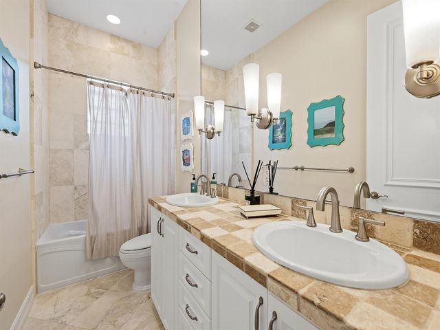 10787 Blue Palm Street, Plantation, FL 33324