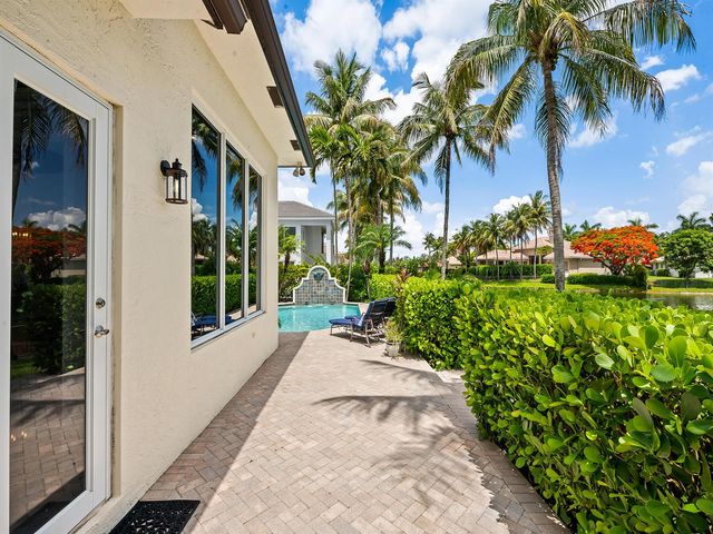 10787 Blue Palm Street, Plantation, FL 33324