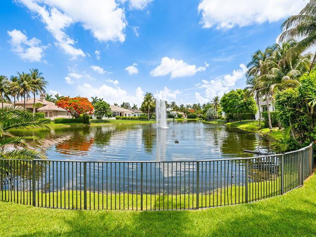 10787 Blue Palm Street, Plantation, FL 33324