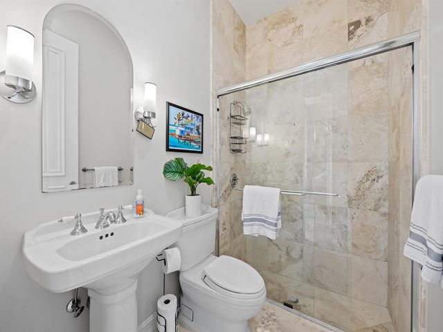 10787 Blue Palm Street, Plantation, FL 33324