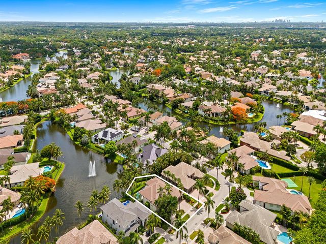 10787 Blue Palm Street, Plantation, FL 33324