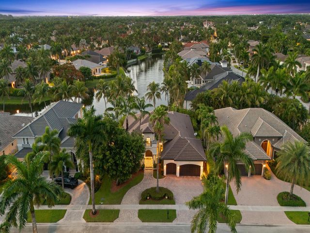 10787 Blue Palm Street, Plantation, FL 33324