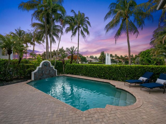 10787 Blue Palm Street, Plantation, FL 33324