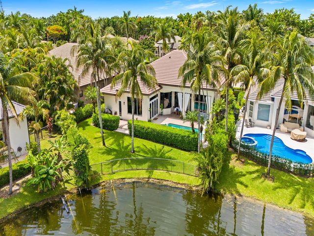 10787 Blue Palm Street, Plantation, FL 33324