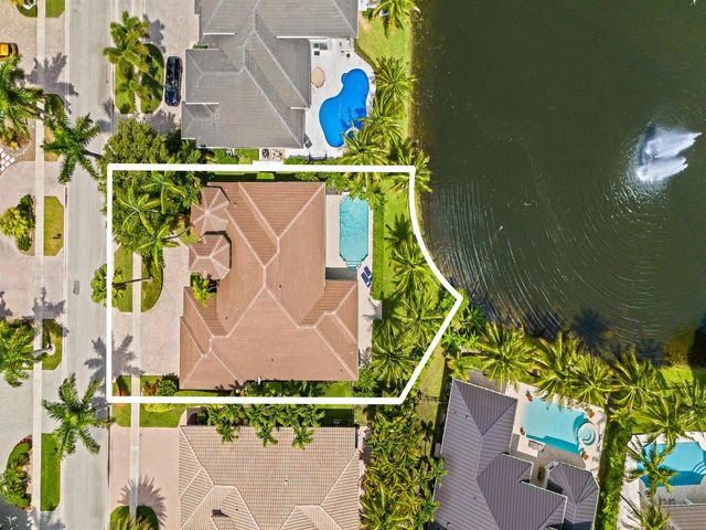 10787 Blue Palm Street, Plantation, FL 33324