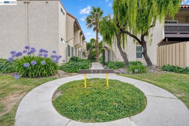 975 Murrieta Blve 24, Livermore, CA 94550