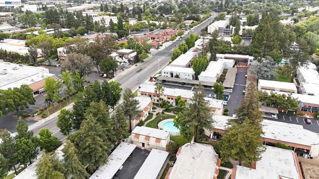 975 Murrieta Blve 24, Livermore, CA 94550