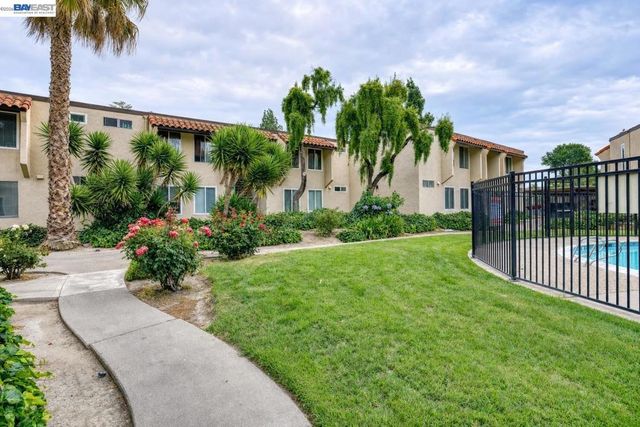 975 Murrieta Blve 24, Livermore, CA 94550
