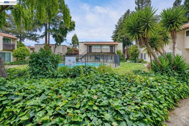 975 Murrieta Blve 24, Livermore, CA 94550