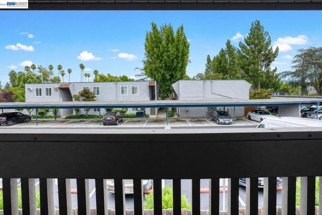 975 Murrieta Blve 24, Livermore, CA 94550