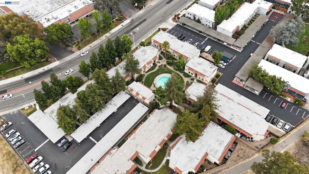 Image 28 of property listing at 975 Murrieta Blve 24, Livermore, CA 94550