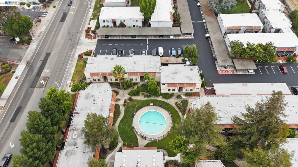 Image 36 of property listing at 975 Murrieta Blve 24, Livermore, CA 94550