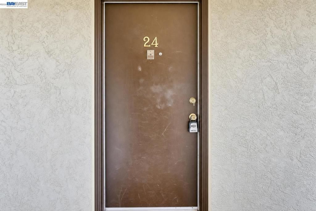 Image 46 of property listing at 975 Murrieta Blve 24, Livermore, CA 94550