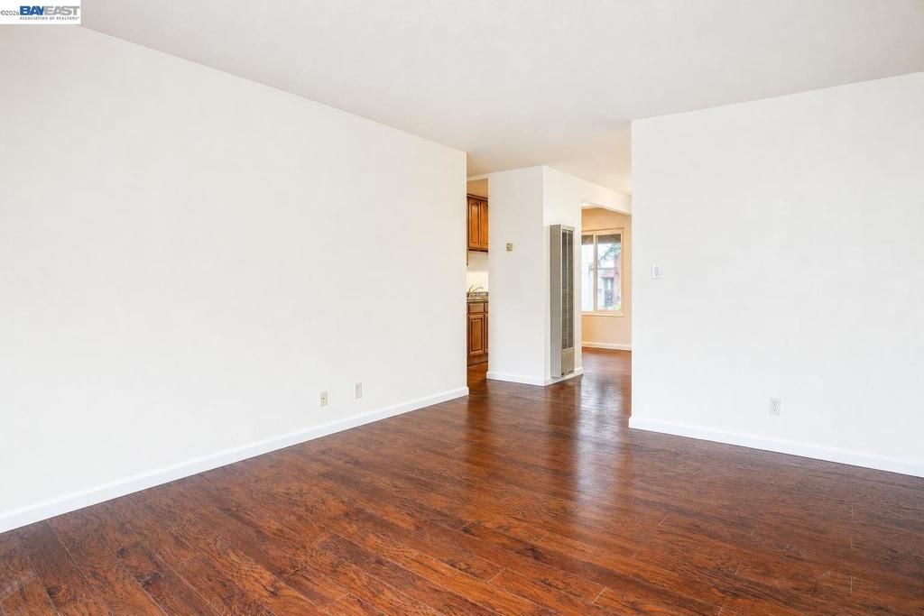 Image 50 of property listing at 975 Murrieta Blve 24, Livermore, CA 94550