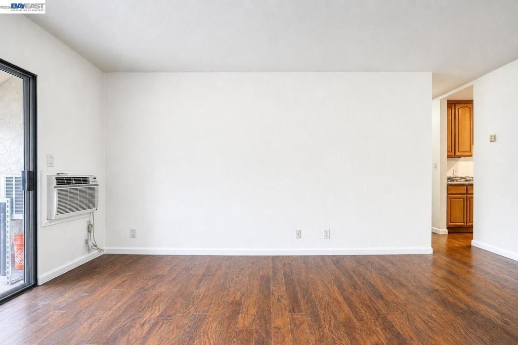 Image 51 of property listing at 975 Murrieta Blve 24, Livermore, CA 94550