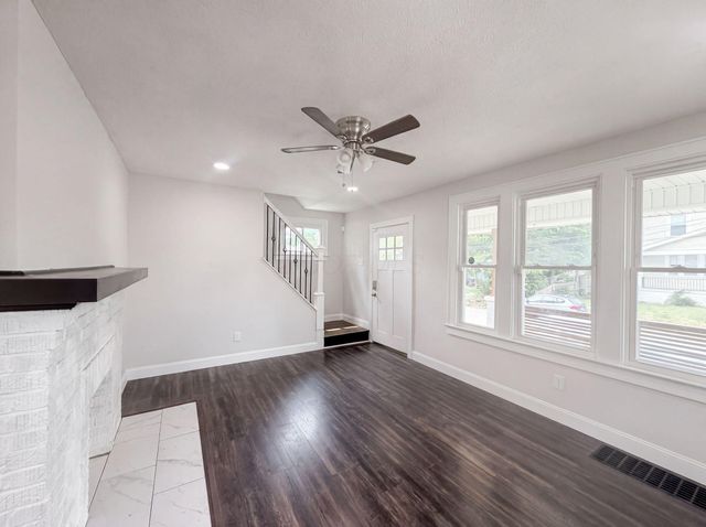 965 Stewart Avenue, Columbus, OH 43206