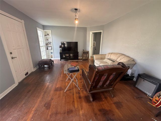 7434 Magnolia Street, Houston, TX 77023