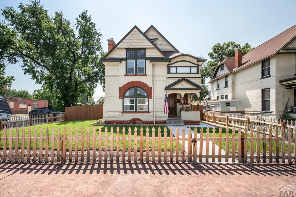 302 Michigan St, Pueblo, CO 81004