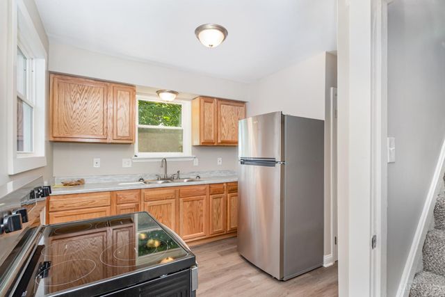 802 Woodlawn Avenue, Cincinnati, OH 45205