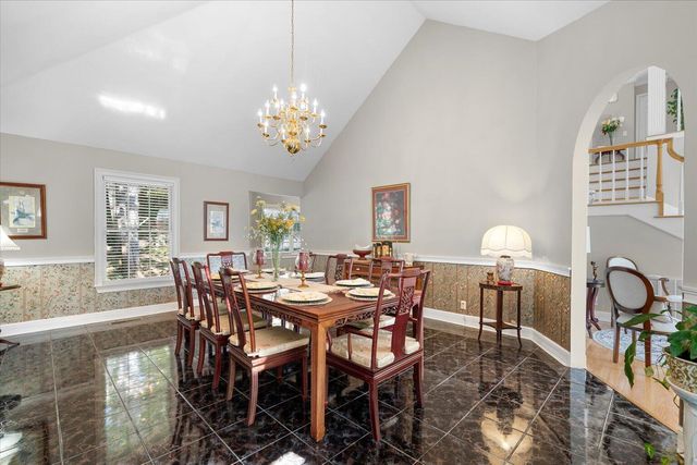 2100 Coventry Drive, Dalton, GA 30720