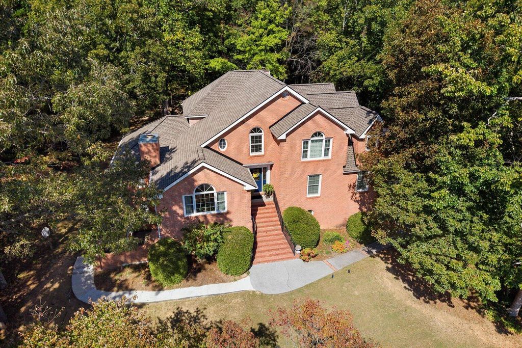 2100 Coventry Drive, Dalton, GA 30720