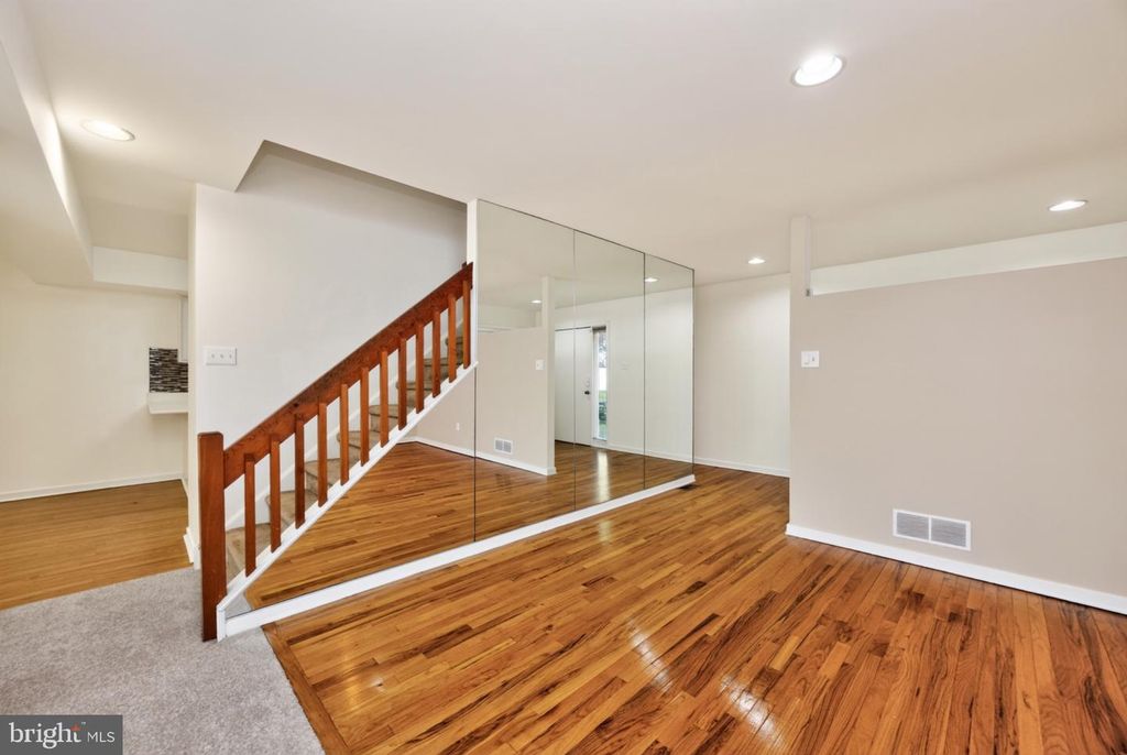 11 KINCAID CT, MEDIA, PA 19063 — photo 3