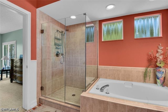 780 Willowbrook DR 707, Naples, FL 34108