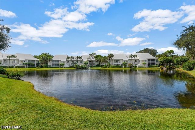 780 Willowbrook DR 707, Naples, FL 34108