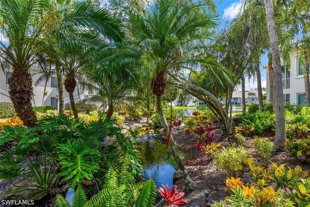 780 Willowbrook DR 707, Naples, FL 34108