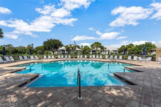 780 Willowbrook DR 707, Naples, FL 34108