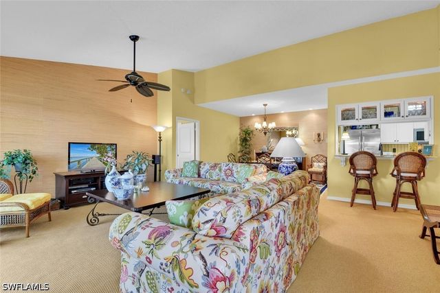 780 Willowbrook DR 707, Naples, FL 34108